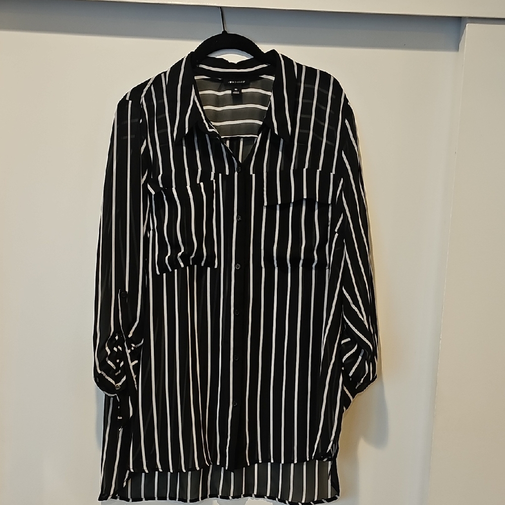 I Heart Ronson Black and White Striped Button-Down Shirt